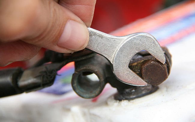 Bảo dưỡng xe cần thiết cho mùa hè theo 9 bước